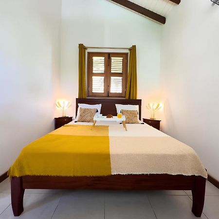 Bungalow Le Balisier Pointe-Noire Dış mekan fotoğraf