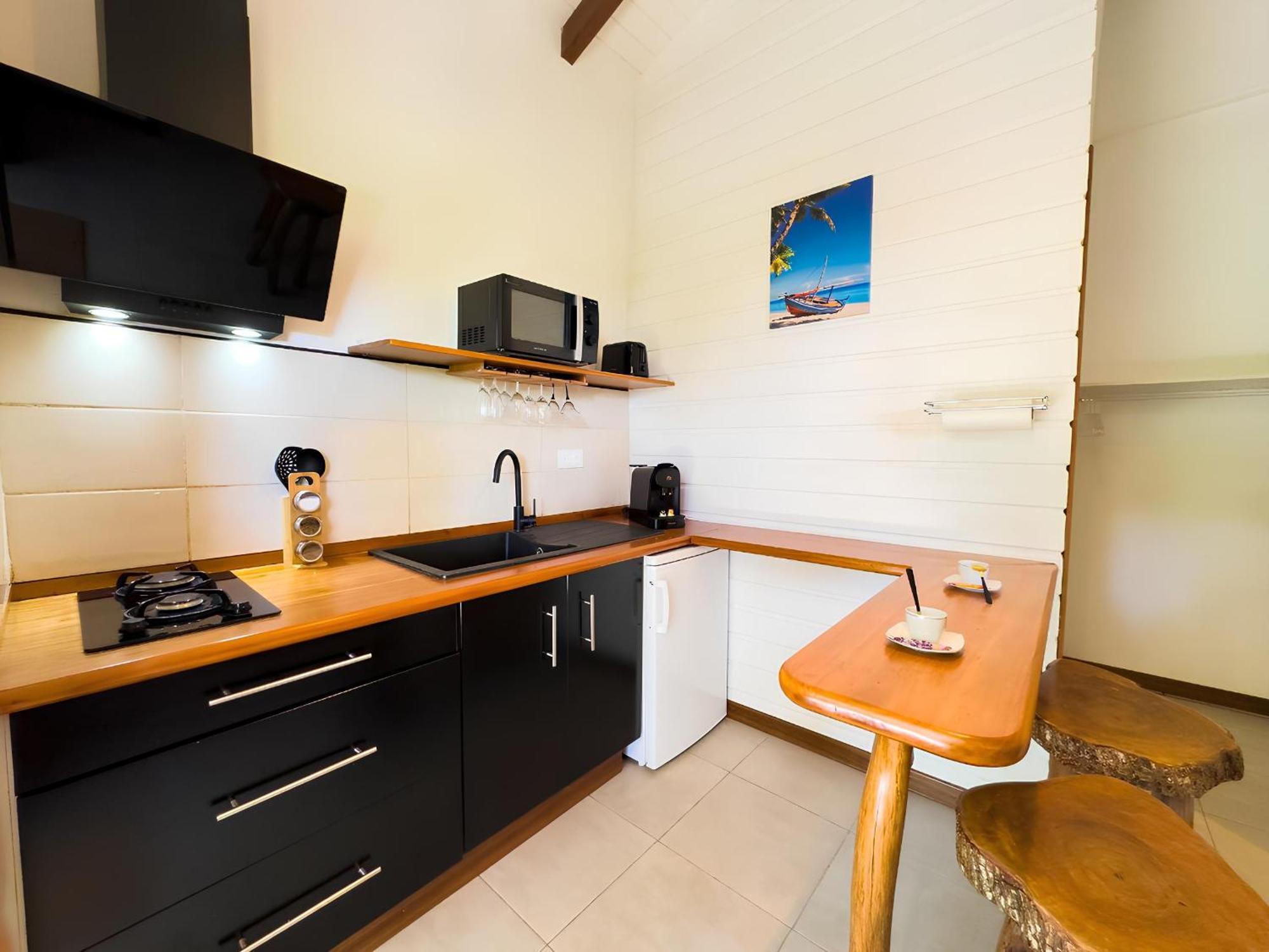 Bungalow Le Balisier Pointe-Noire Dış mekan fotoğraf