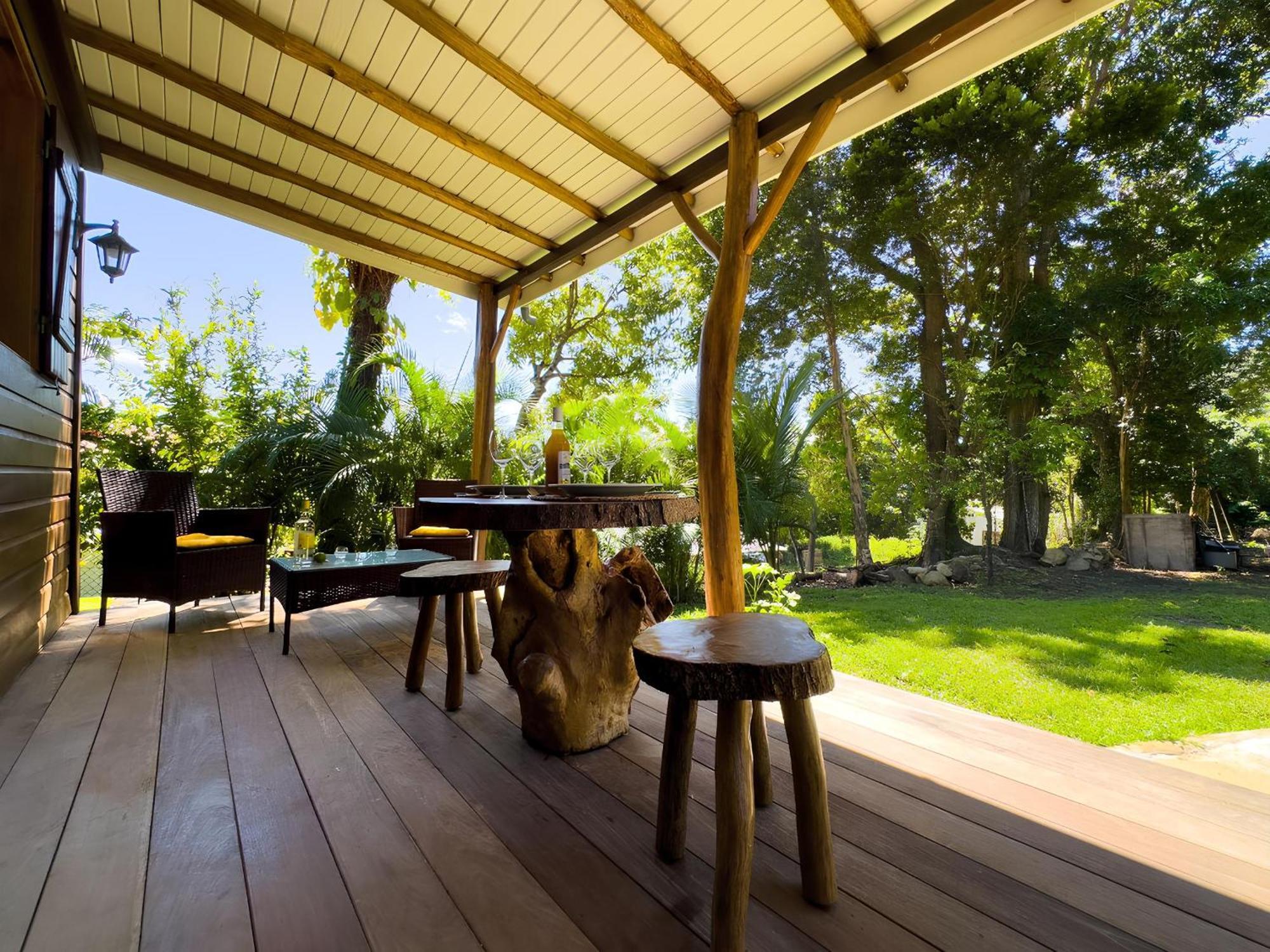Bungalow Le Balisier Pointe-Noire Dış mekan fotoğraf
